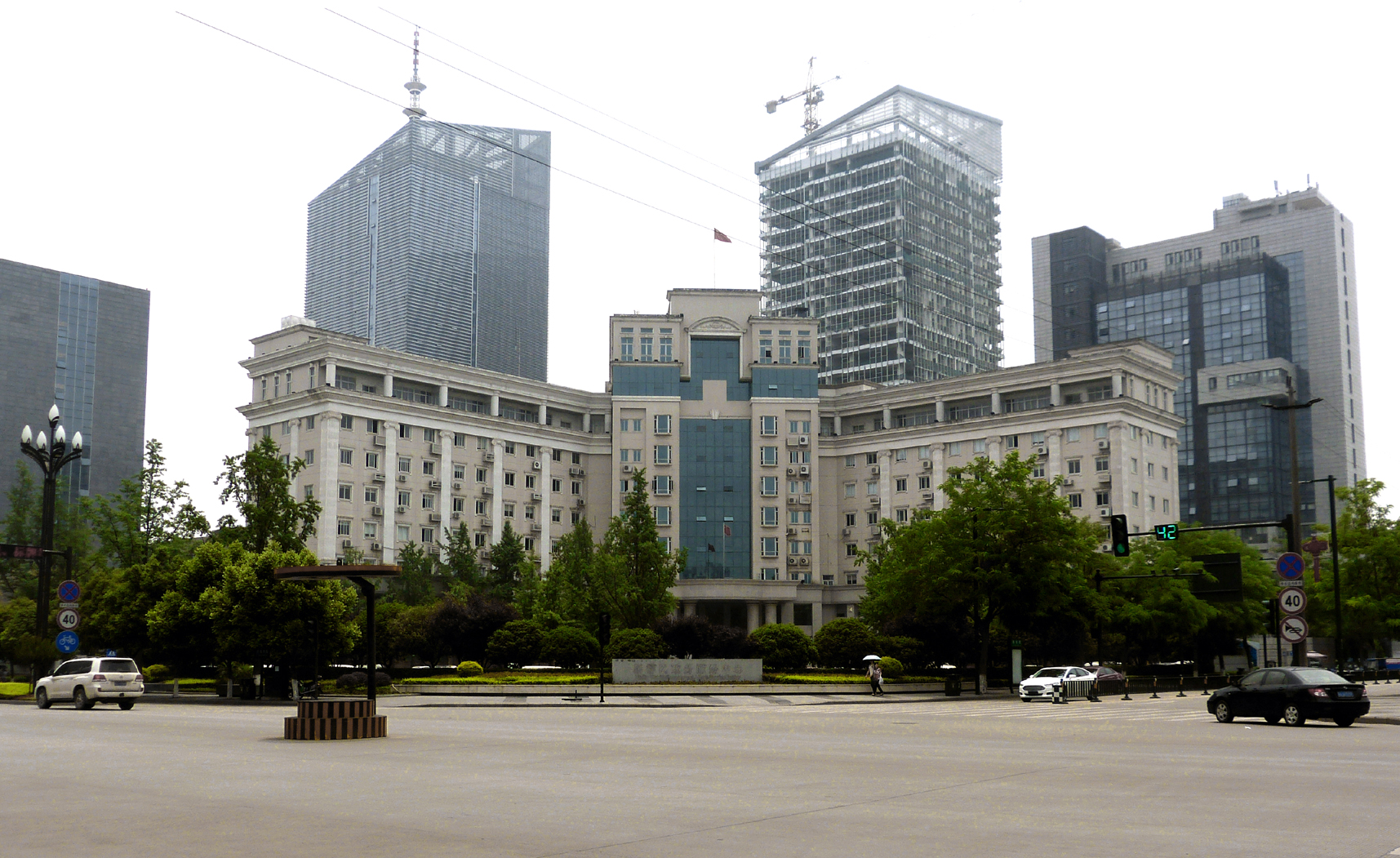 新都建设大厦政务服务中心照片